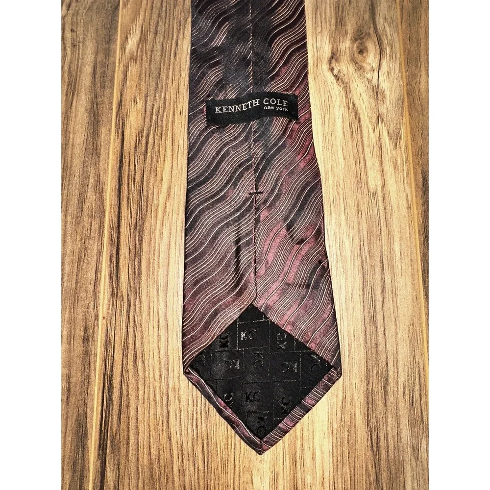 Kenneth Cole good used